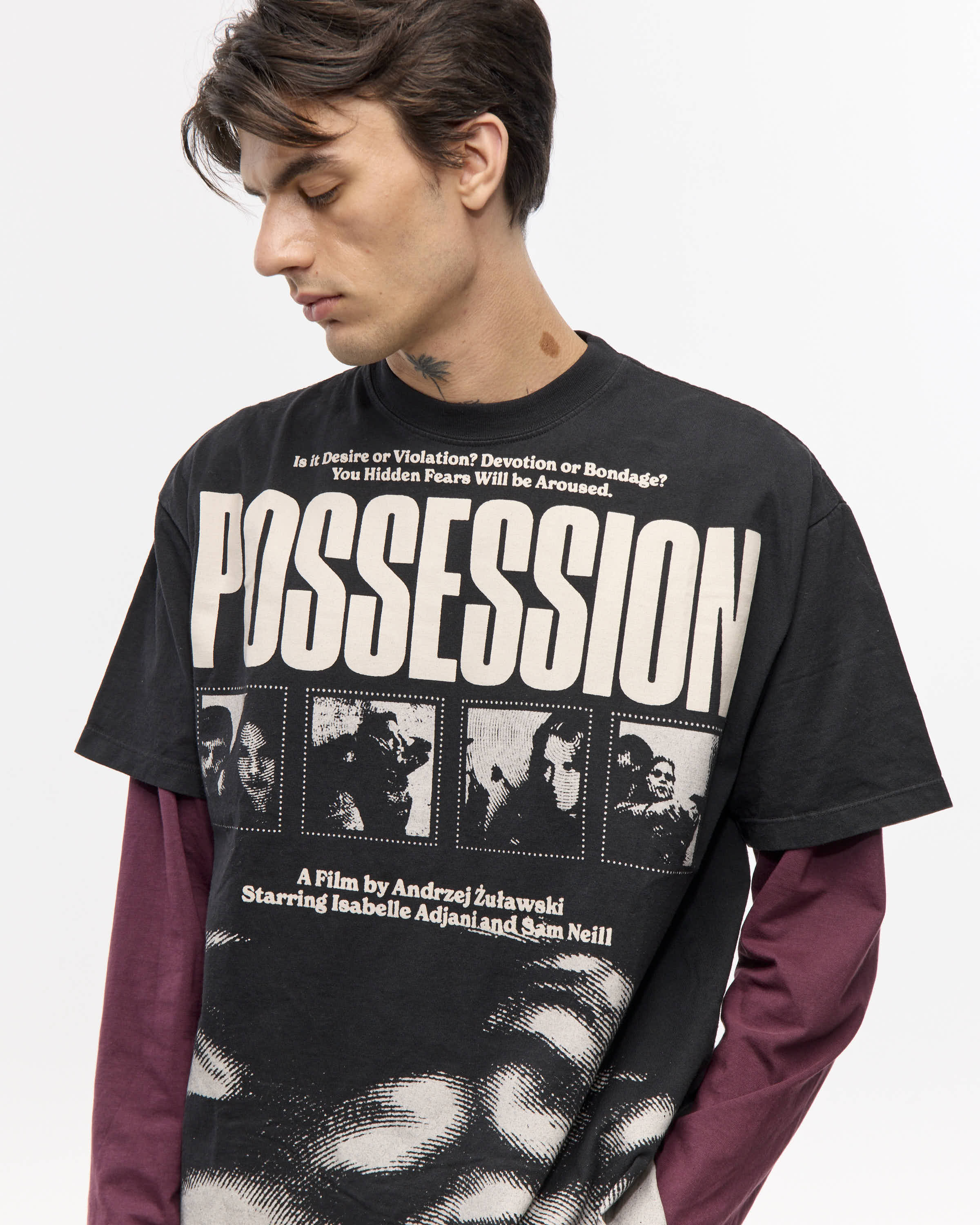 REMERA POSSESSION