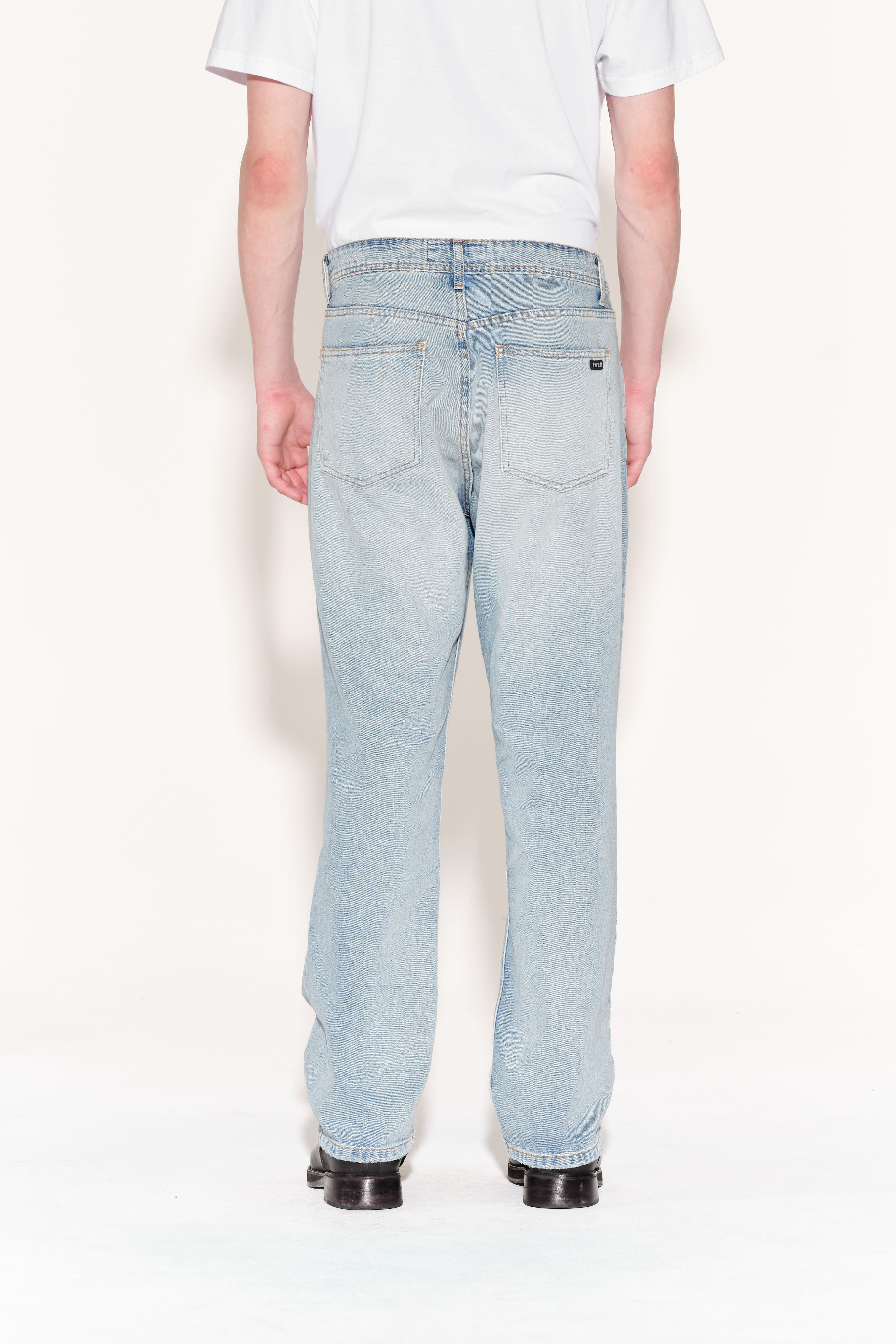 NINETIES WASHED BLUE NEW