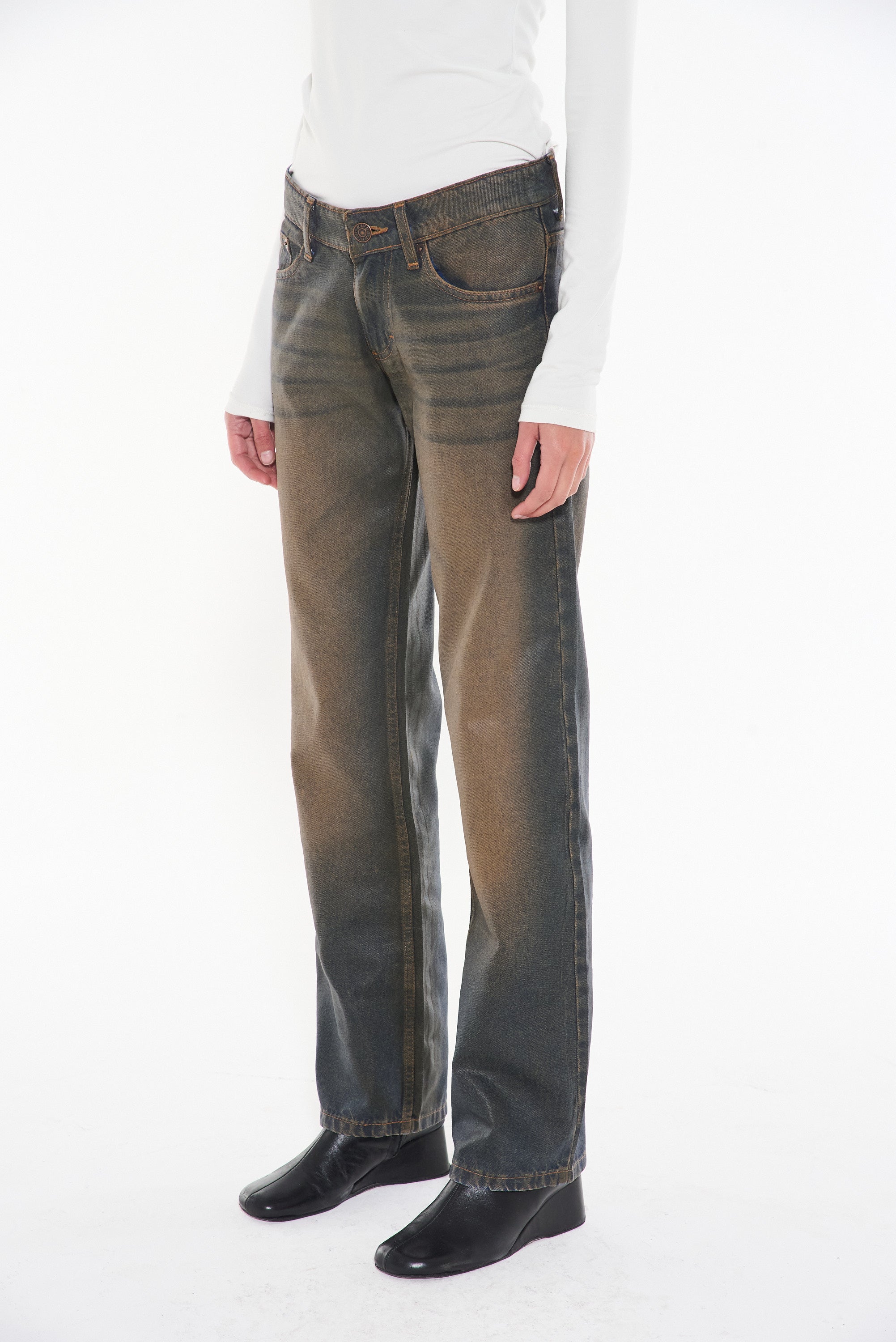 LOW STRAIGHT BROWN COATED