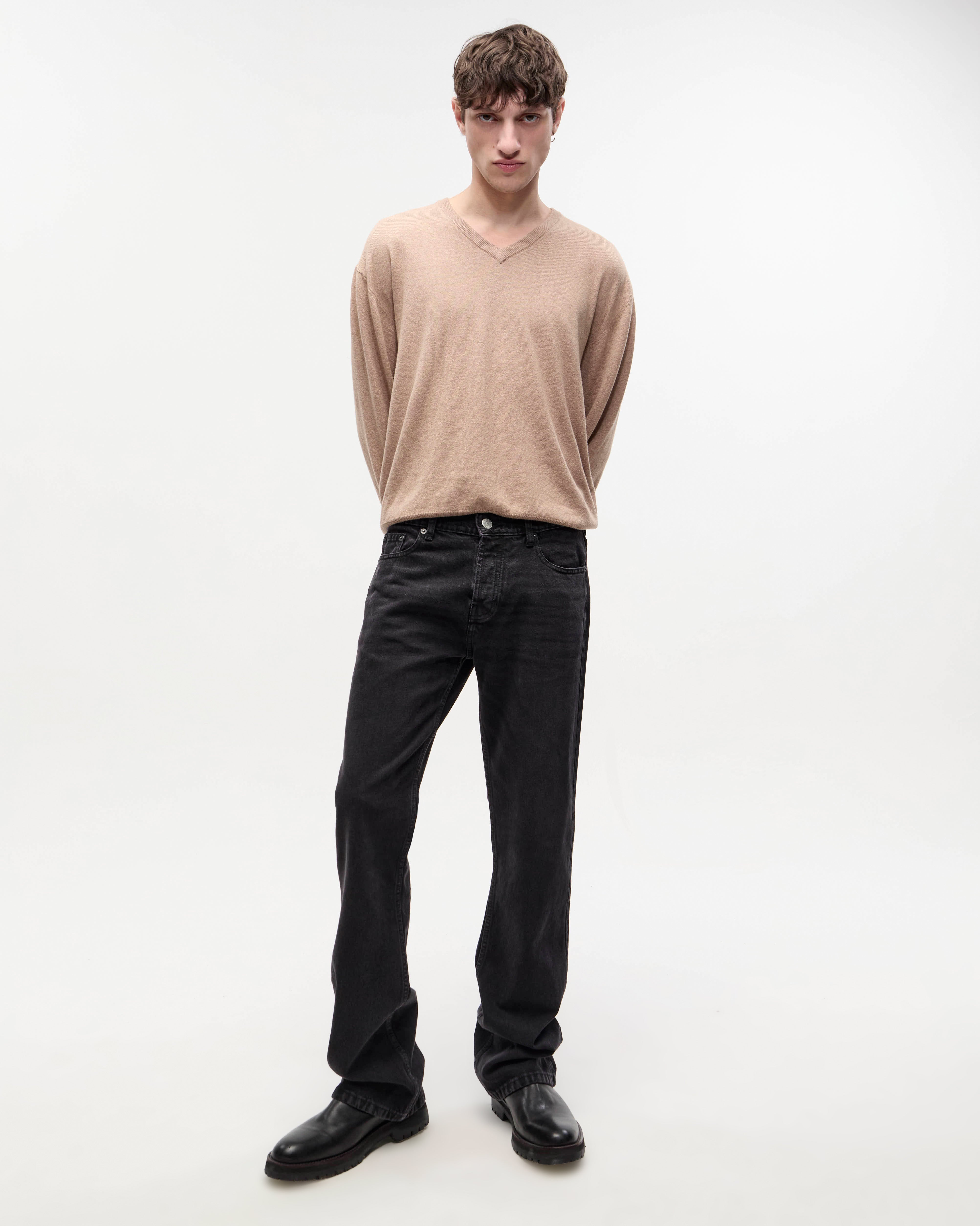 2000 BLACK