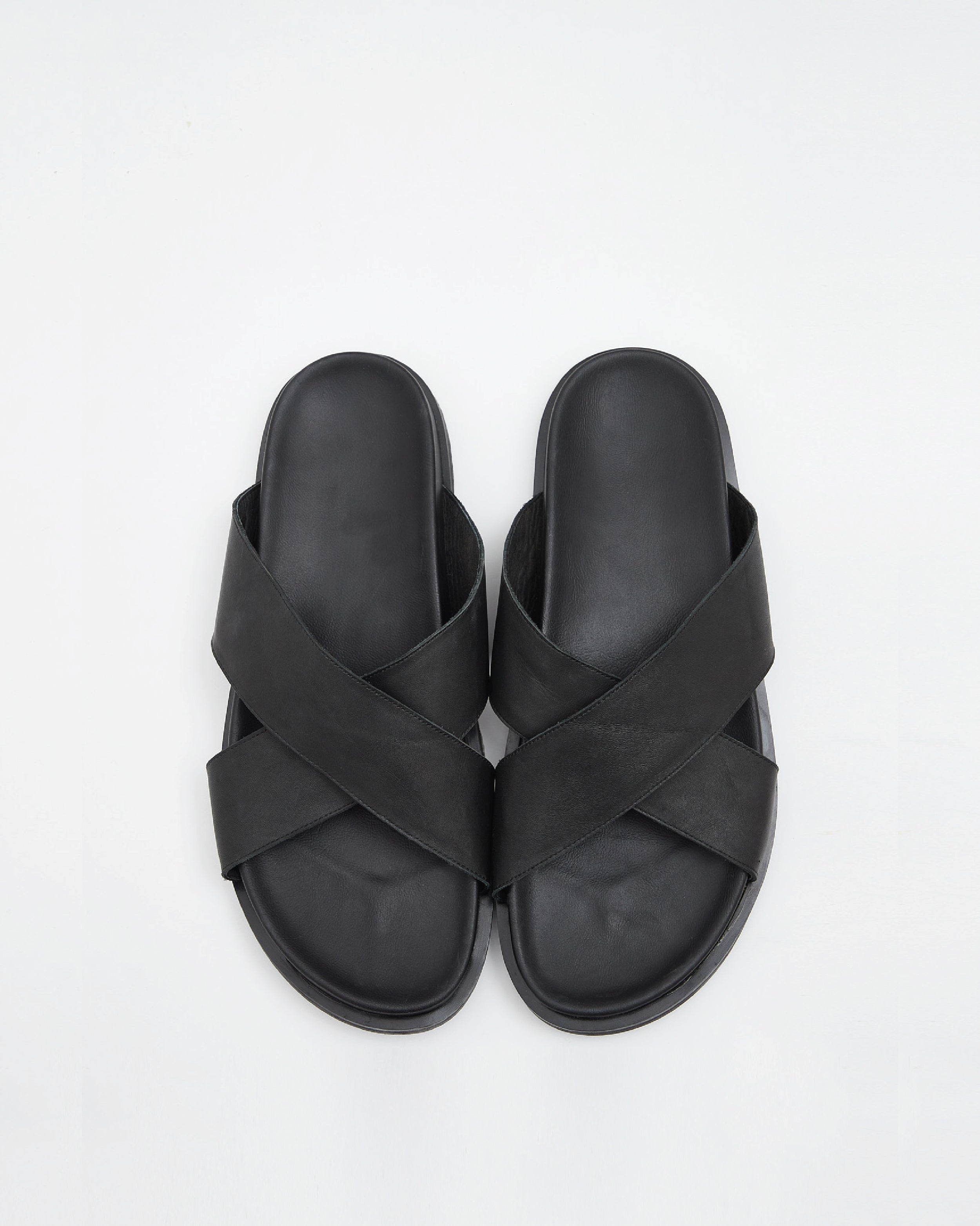 SANDALIA CUERO AYND - Negro / 41