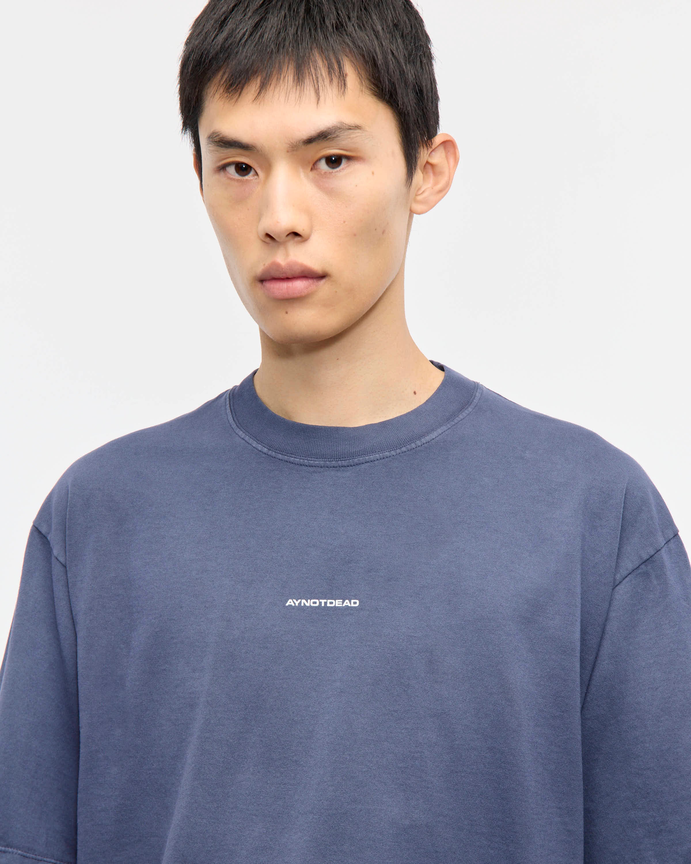 REMERA OVER CORROSION