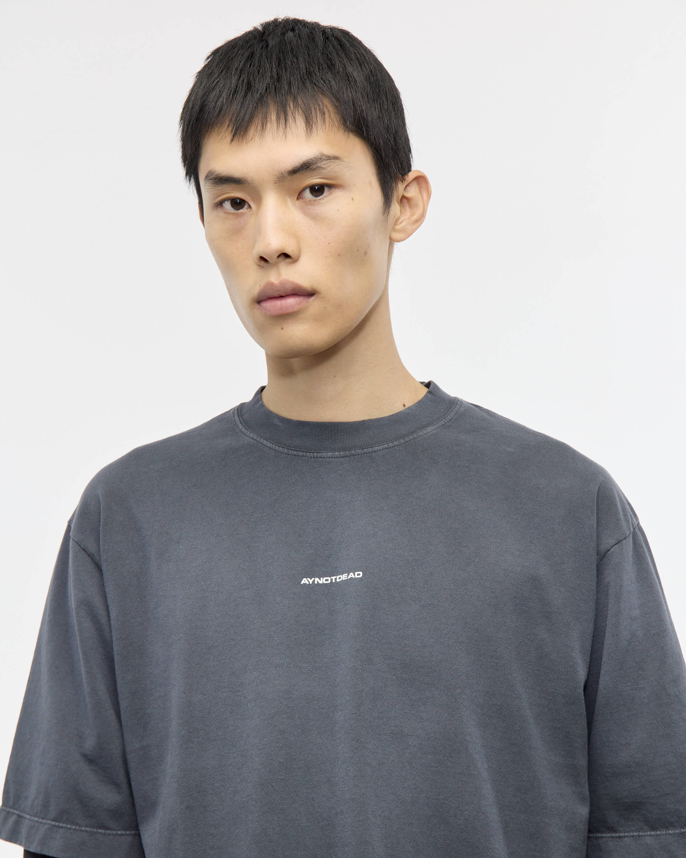 REMERA OVER CORROSION