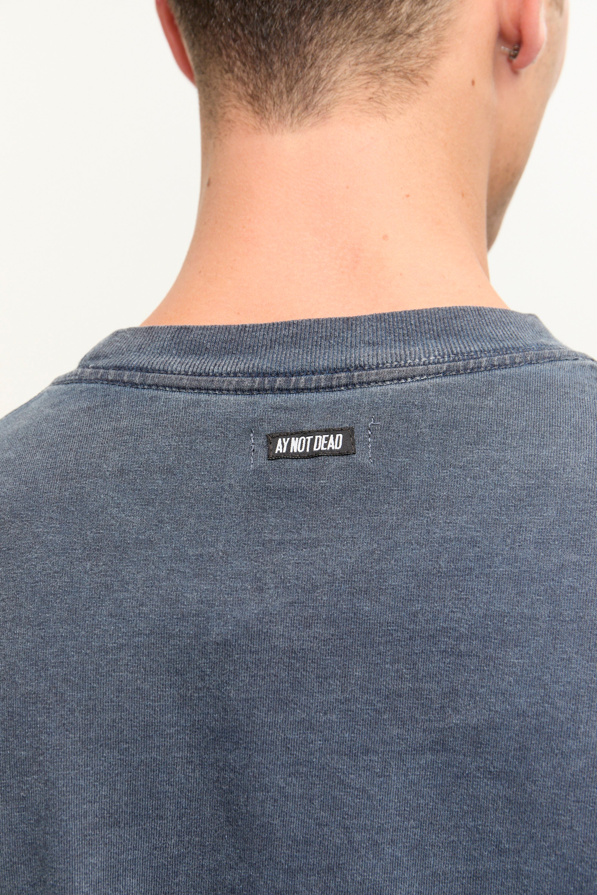 REMERA GIFT