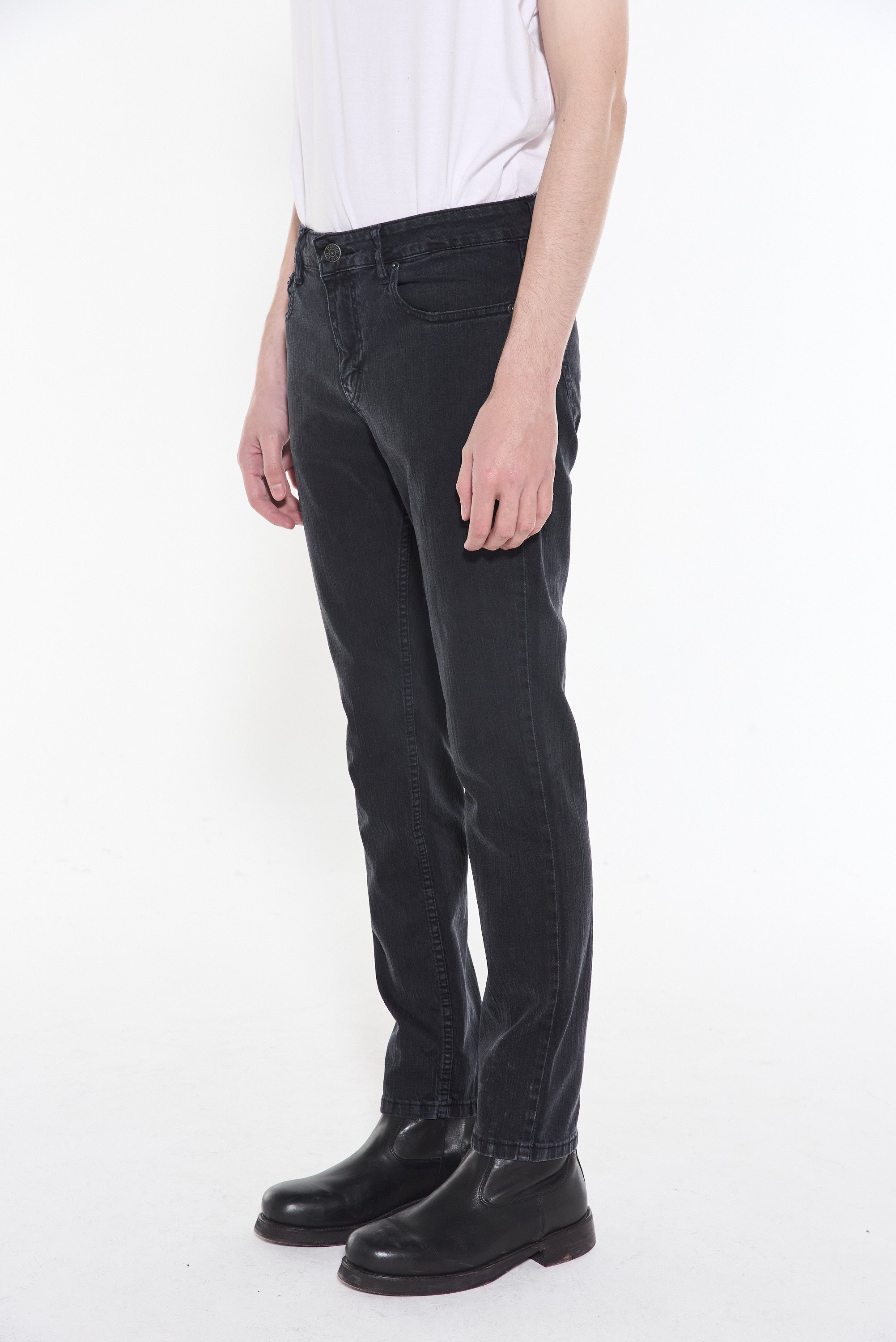SLIM USED BLACK