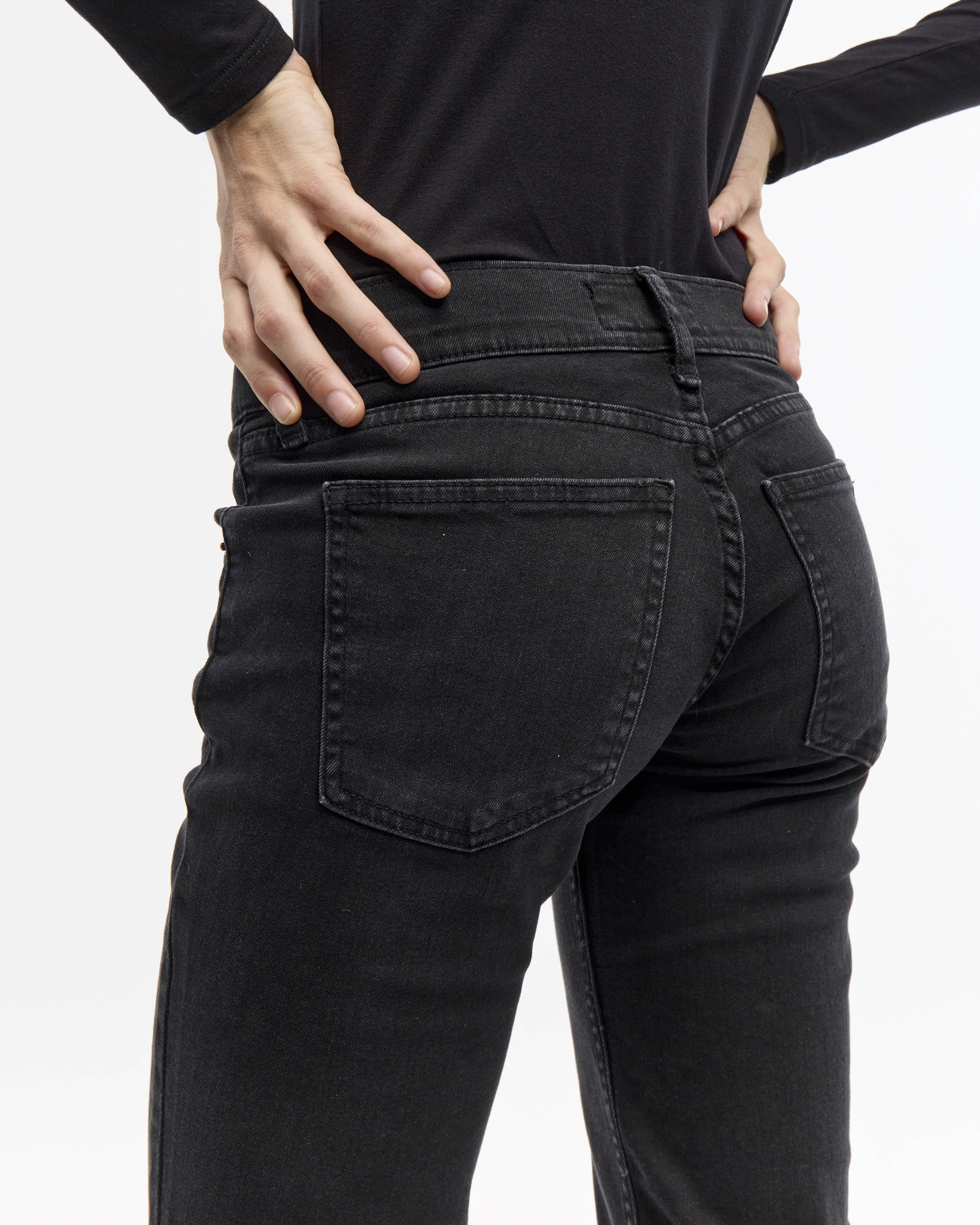 LOW BOOTCUT WORN BLACK