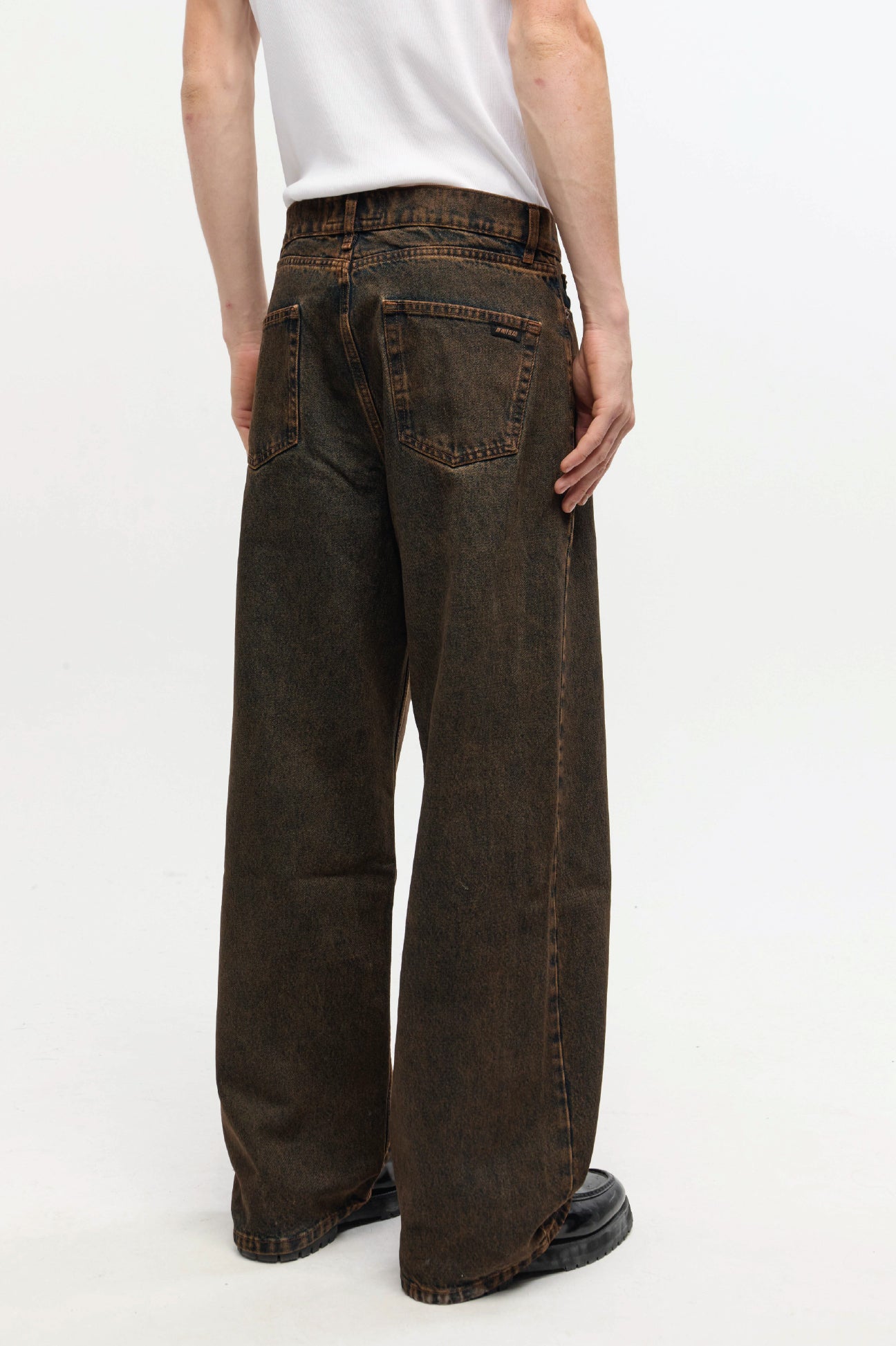 WIDE DUSTY BROWN